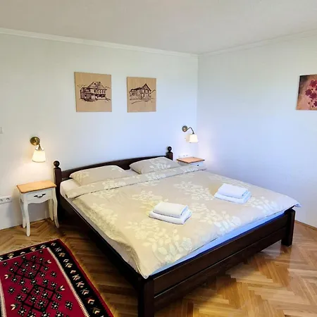 Alemina - Mirna Lokacija Blizu Centra, Priroda I Privatnost Apartament Cazin